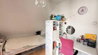 SEHR GEPFLEGT! 3-Zi.-Dachgeschoßwohnung mit moderner Einbauküche und großem Aussichtsbalkon in FN-Ailingen - Kinderzimmer, Platz für Bett, Schreibtisch (3268)