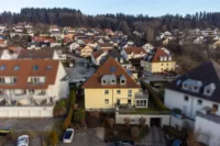 Ansicht mit TG-Einfahrt