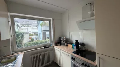 SEENAH, HELL & RUHIG! Modernisierte 2-Zimmerwohnung mit Südbalkon in FN - Einbauküche mit Herd/Dunstabzug (3737)
