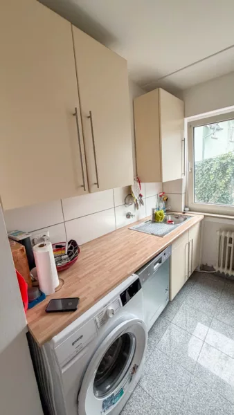 SEENAH, HELL & RUHIG! Modernisierte 2-Zimmerwohnung mit Südbalkon in FN - Waschmaschine 70 EUR (3738)