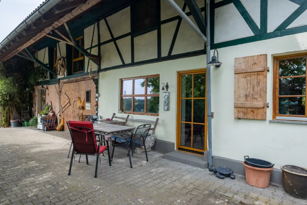 Terrasse vor Wohnzimmer