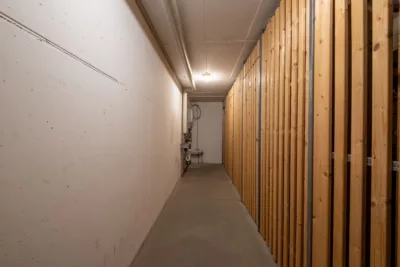 HELL & BEQUEM! Gepflegte 4-Zi.Hochparterre-Wohnung mit SüdWest-Balkon in ruhiger Wohnlage Mochenwangens - zum Kellerabteil (3370)