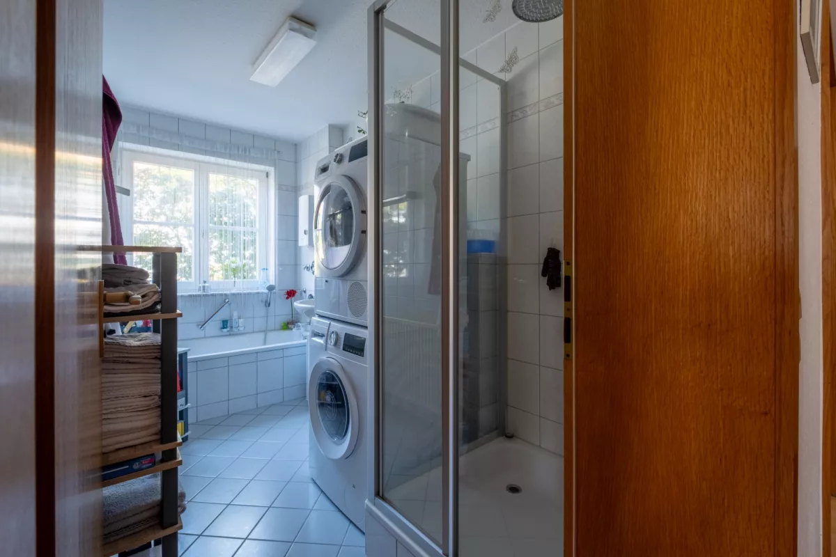 und Dusche!