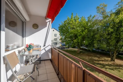 TOLLER GRUNDRISS! Gut vermietete, helle 3-Zi.Wohnung mit Balkon in herrlicher SüdWest-Ausrichtung - Südwest-Balkon (2882)