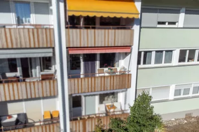 TOLLER GRUNDRISS! Gut vermietete, helle 3-Zi.Wohnung mit Balkon in herrlicher SüdWest-Ausrichtung - Südwest-Balkon (2873)