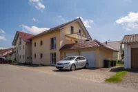 mit Dachterrasse + Garage