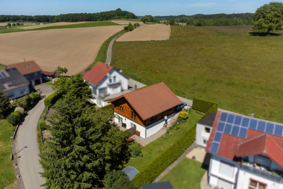 von SüdWesten am Ortsrand