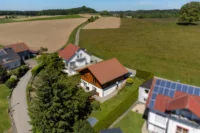 von SüdWesten am Ortsrand