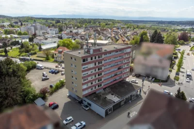 BERGE UND SEE IM BLICK! 3-Zimmer-Citywohnung sanieren und 180° Panoramasicht genießen, 88069 Tettnang, Wohnung