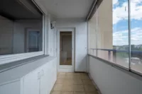 Balkontüre zu Schlafzimmer