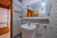 Badezimmer Handtuchheizkörper