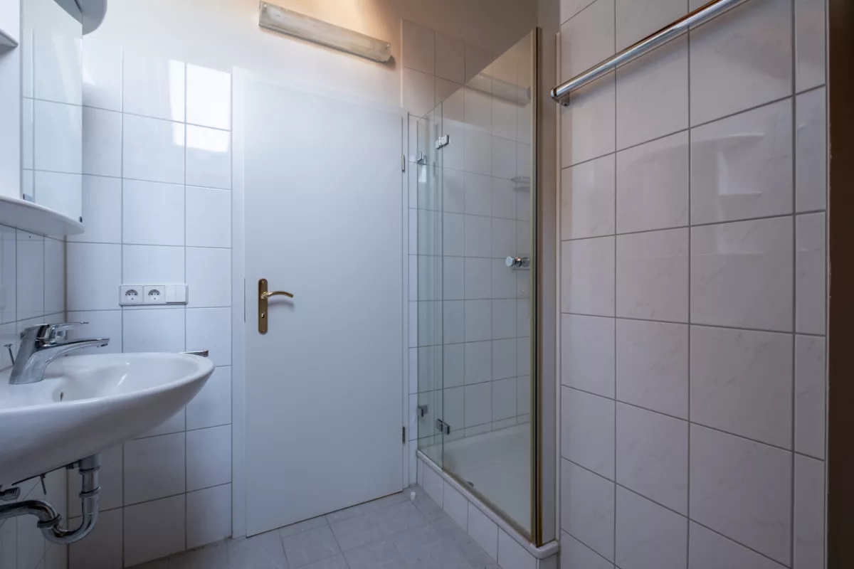 mit Dusche