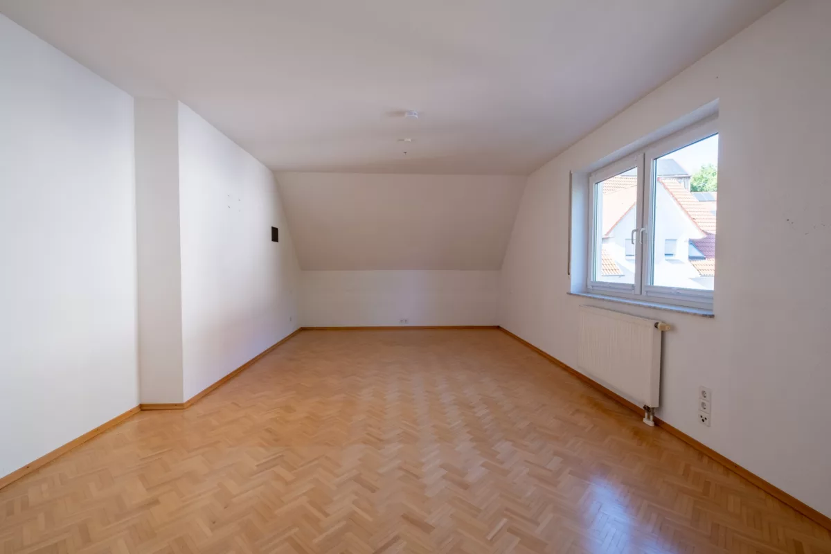 Schlafen mit Platz für Ankleide