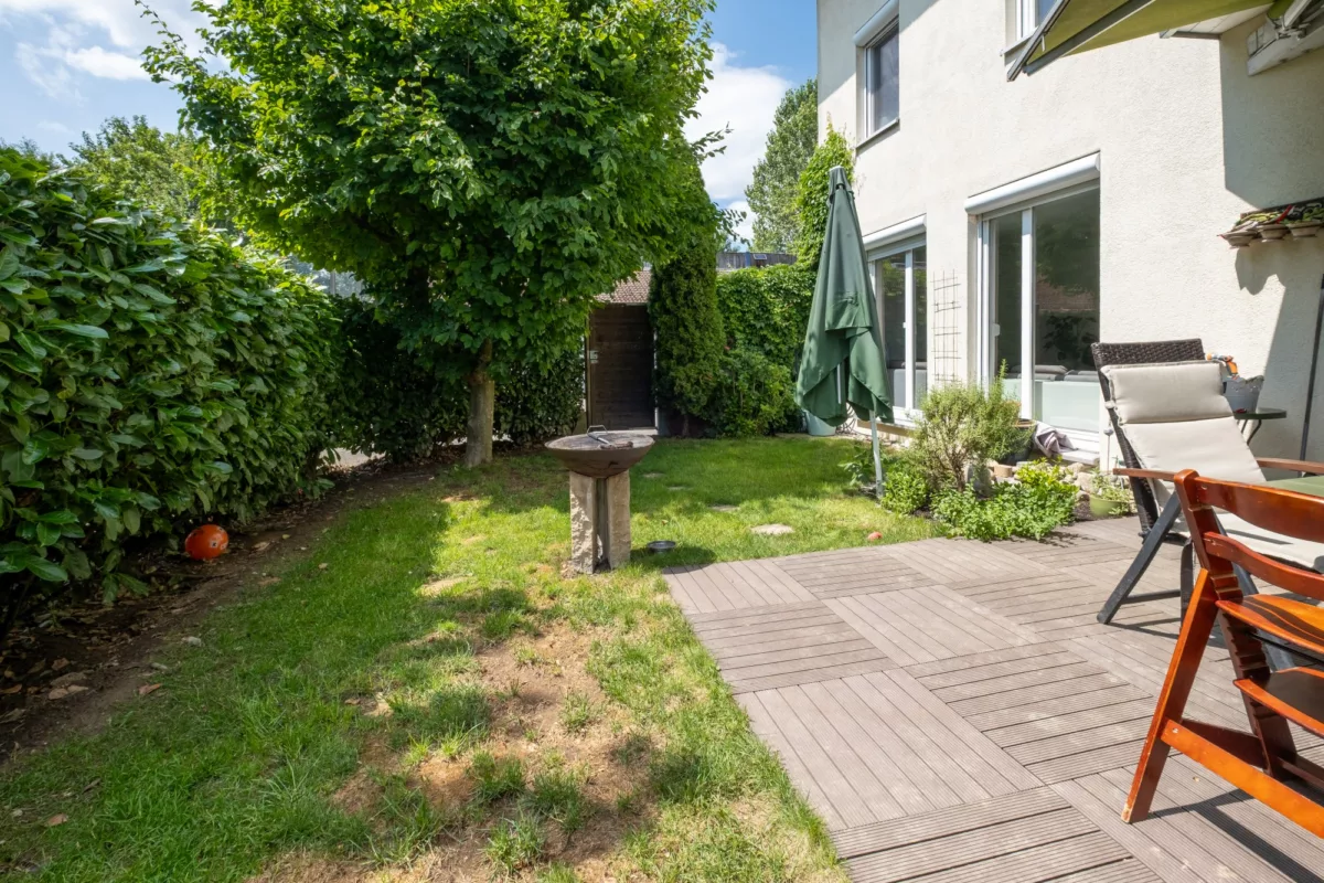 Terrasse und Garten