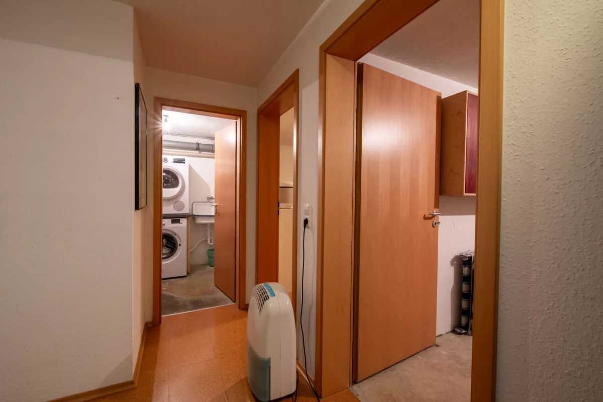 Keller Flur