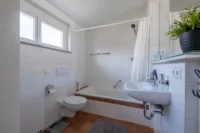 Tageslicht-Badezimmer