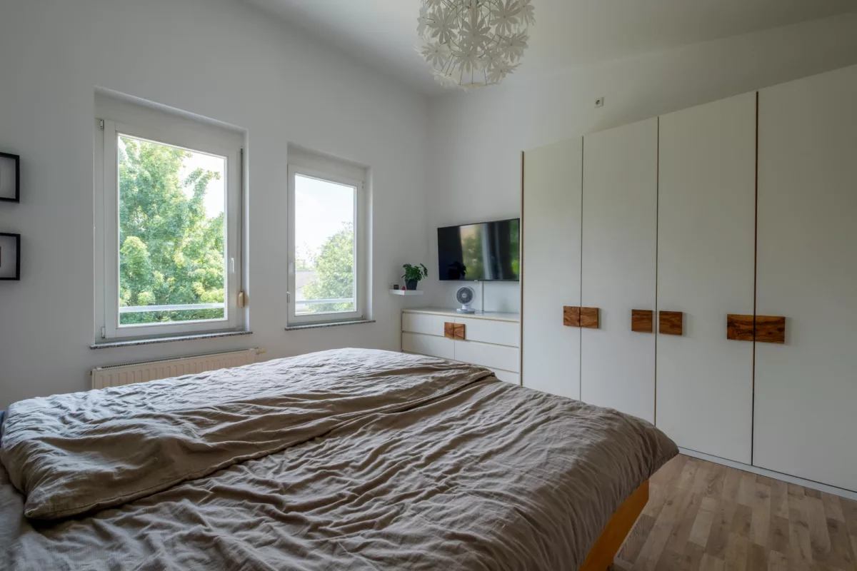 großes Elternschlafzimmer