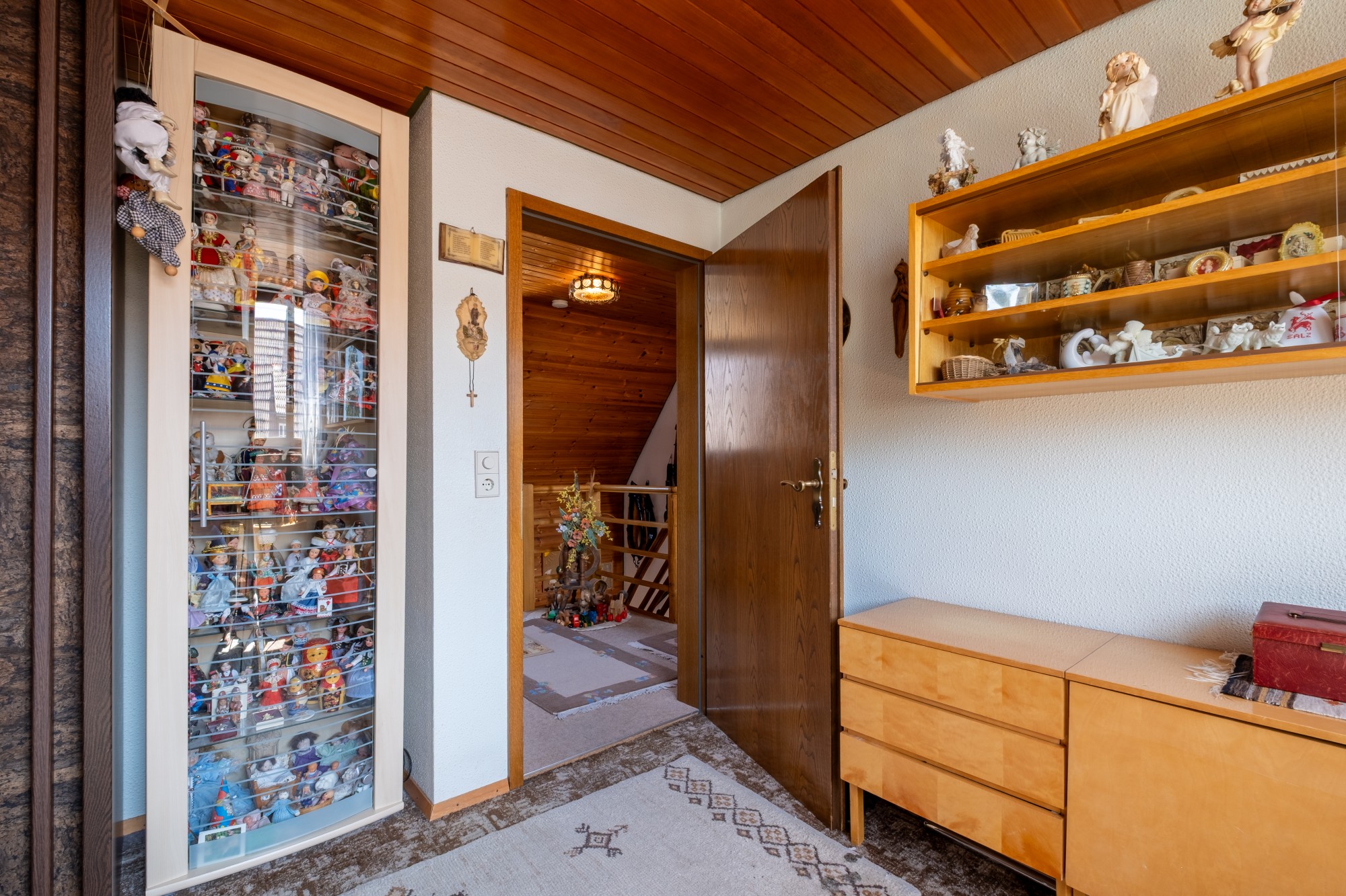 Schlafzimmer zu Flur