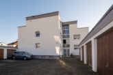 Mehrfamilienhaus mit Garage