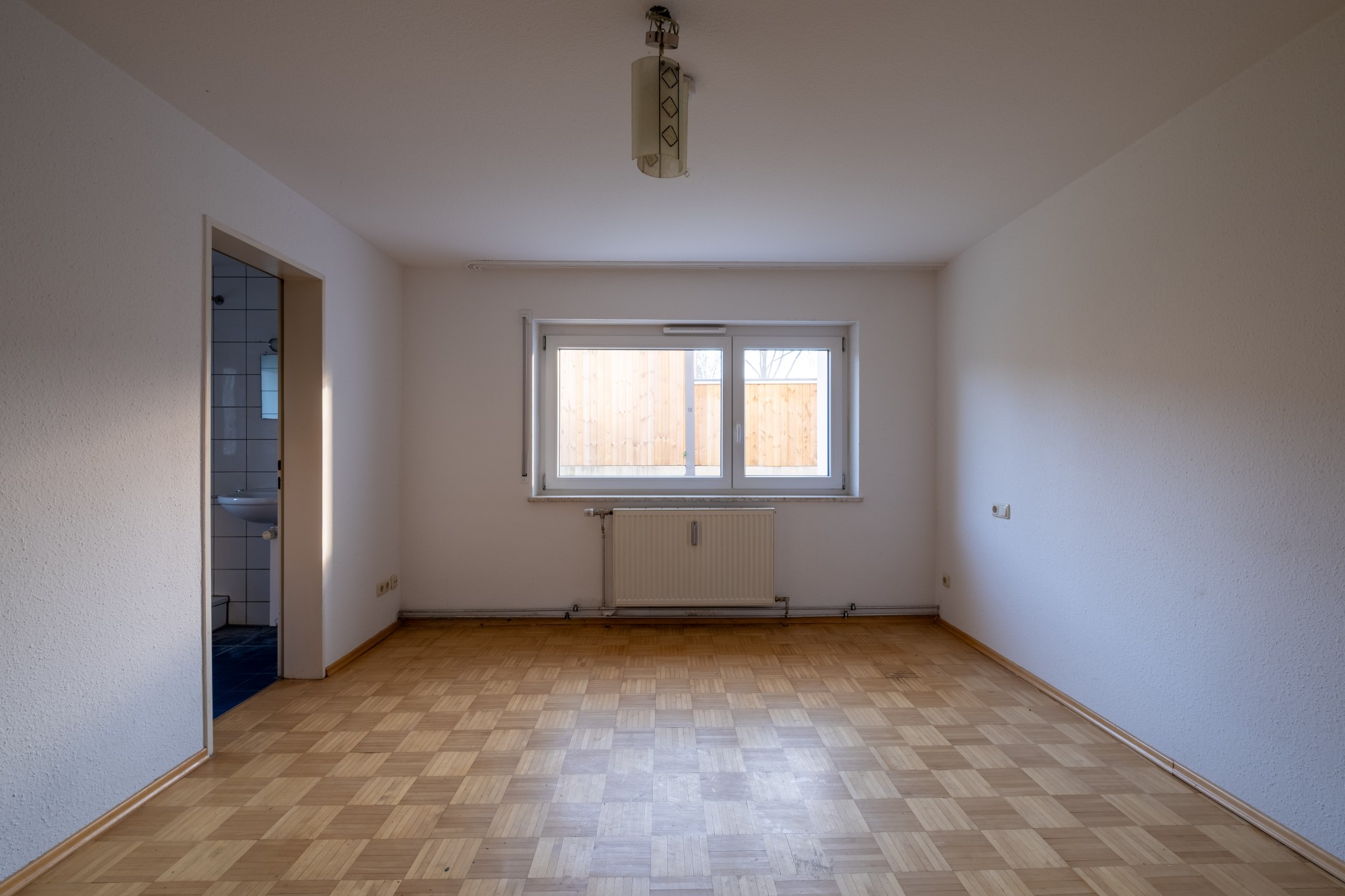 Schlafen und Zugang Badezimmer