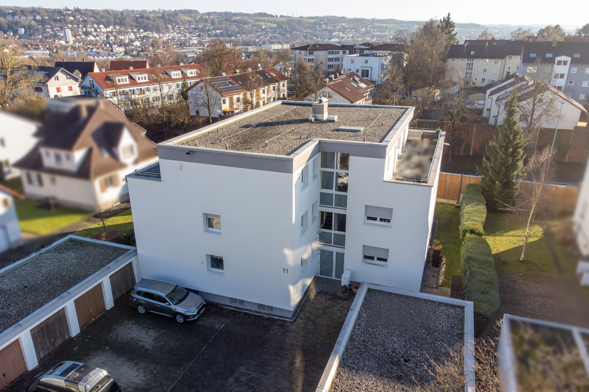 Mehrfamilienhaus mit Garage